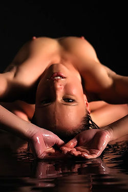 Erotic Act Pics Of Pretty Girl